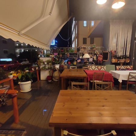 Summer Gate Apartment Sarandë エクステリア 写真