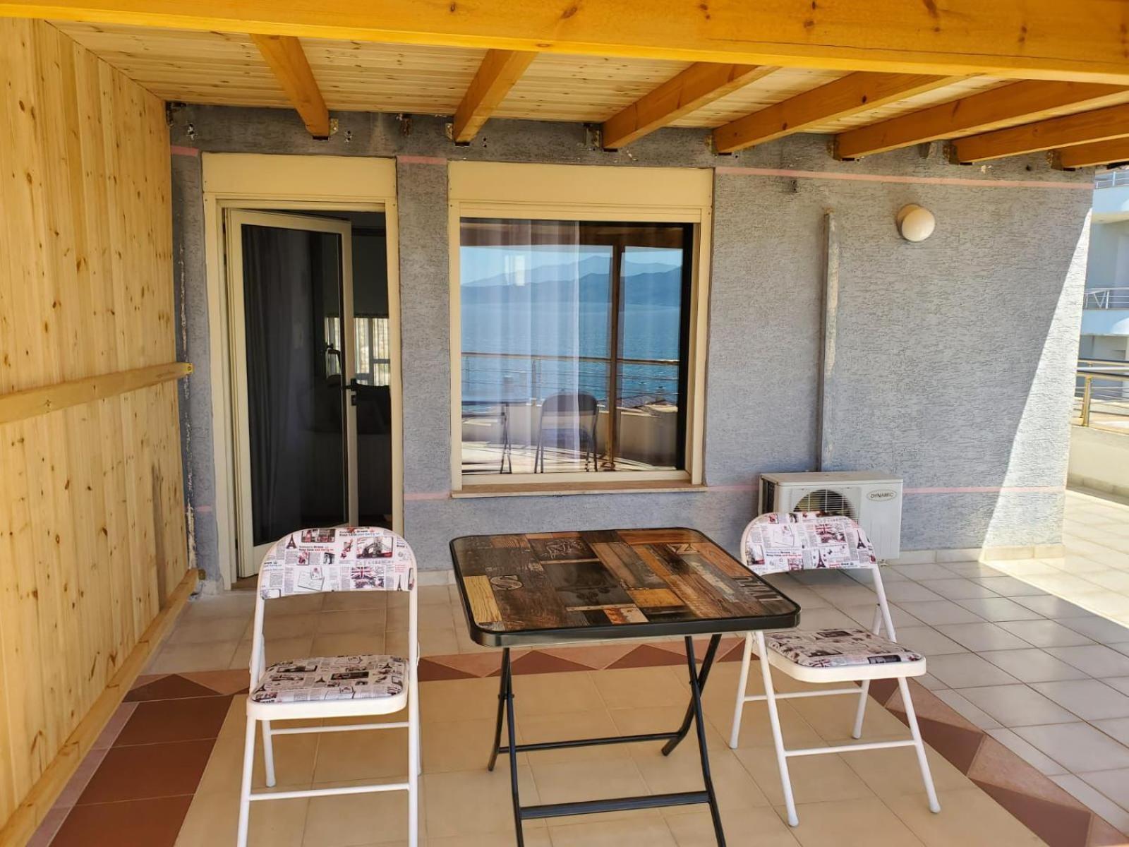Summer Gate Apartment Sarandë エクステリア 写真