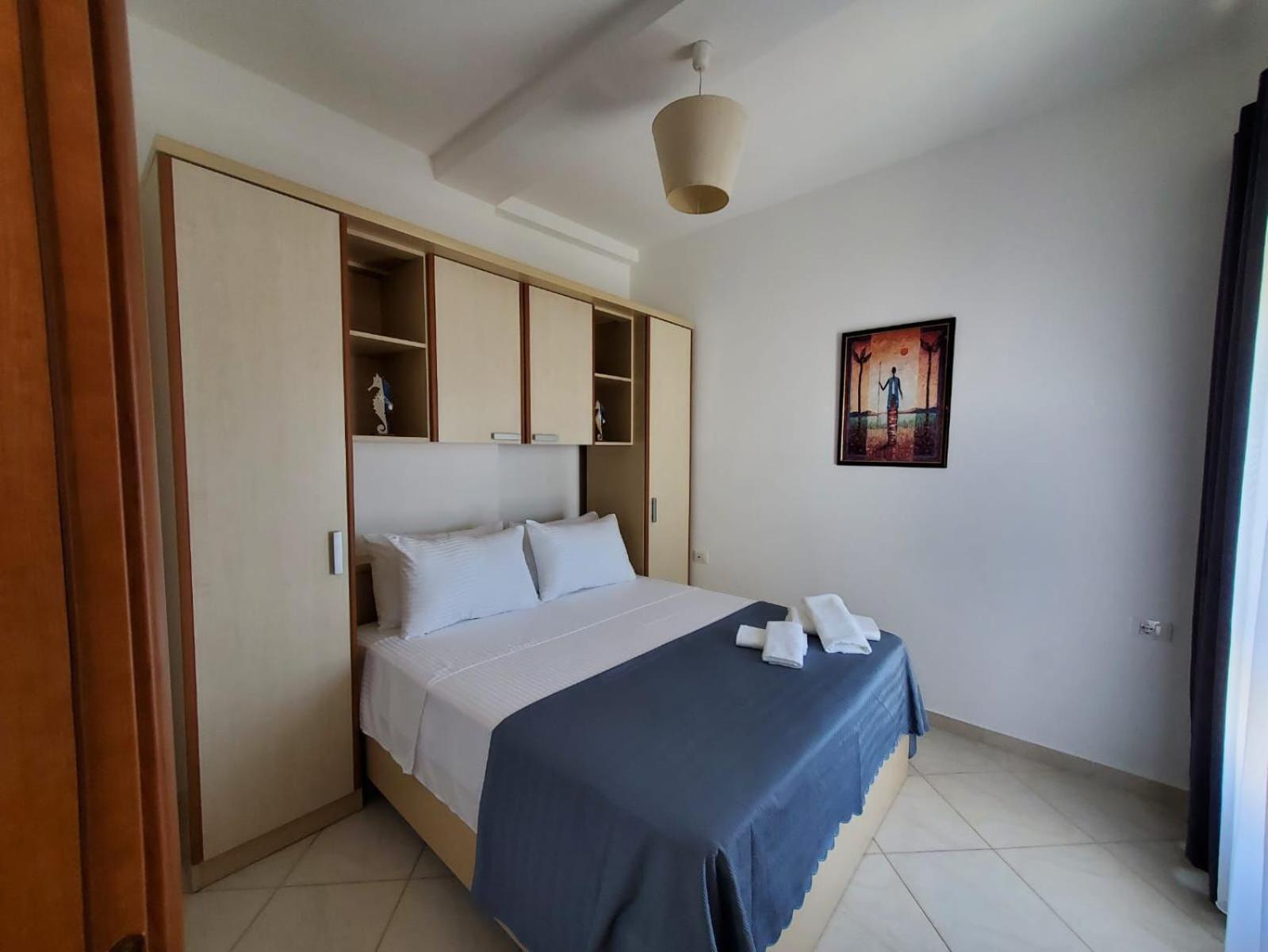 Summer Gate Apartment Sarandë エクステリア 写真
