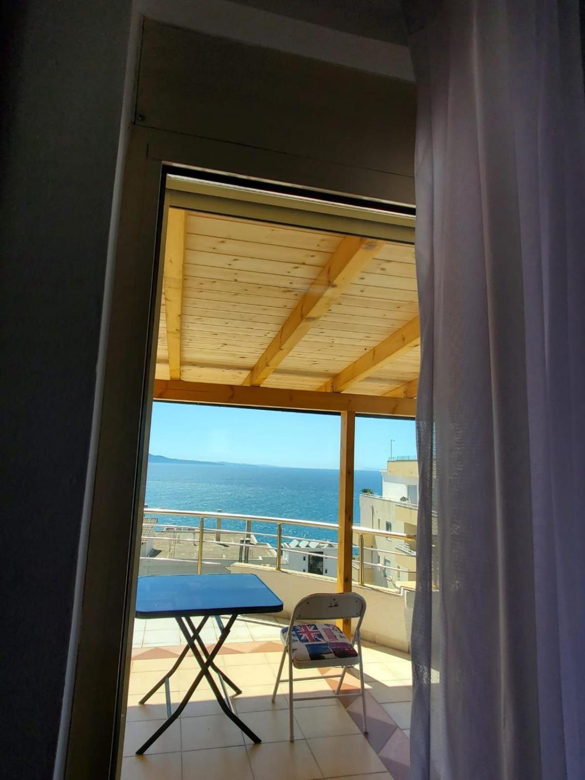 Summer Gate Apartment Sarandë エクステリア 写真