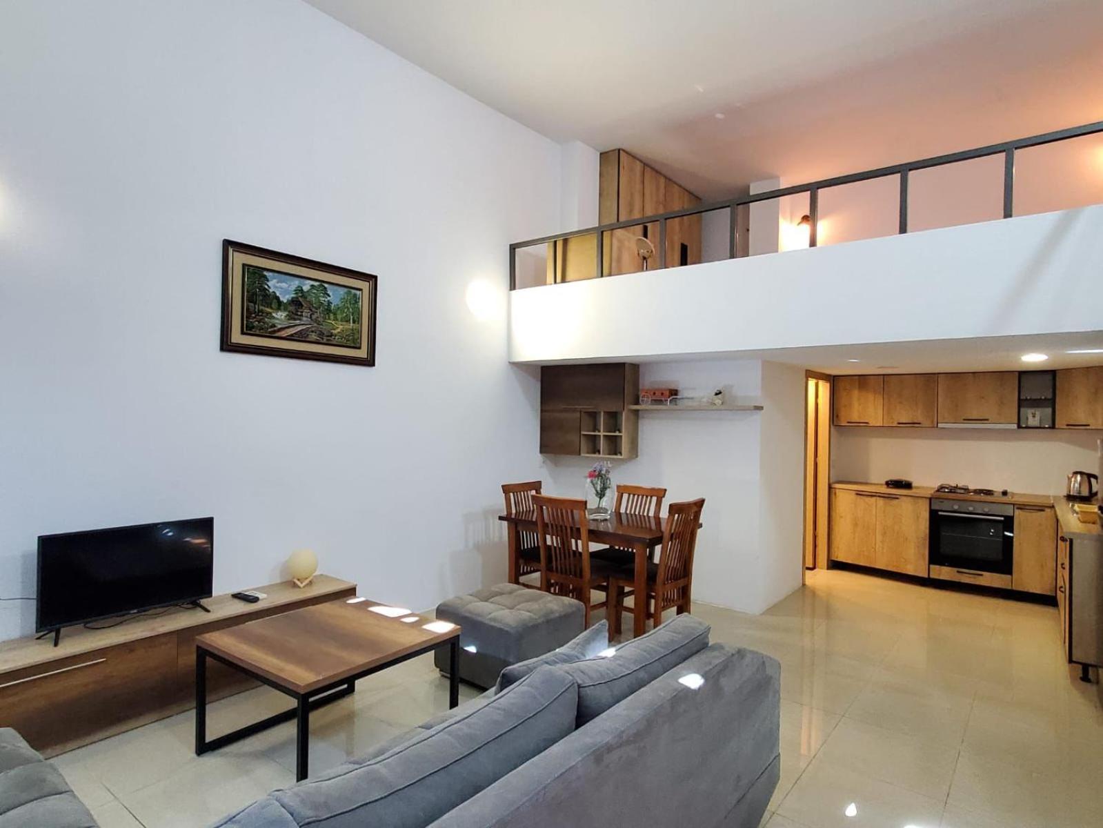 Summer Gate Apartment Sarandë エクステリア 写真