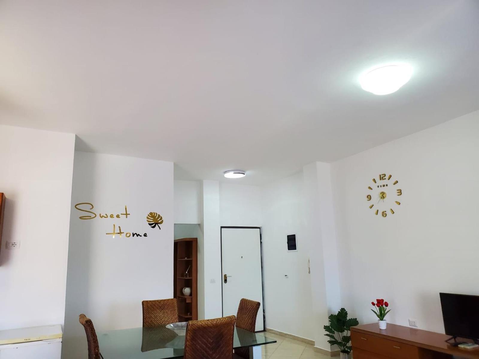 Summer Gate Apartment Sarandë エクステリア 写真