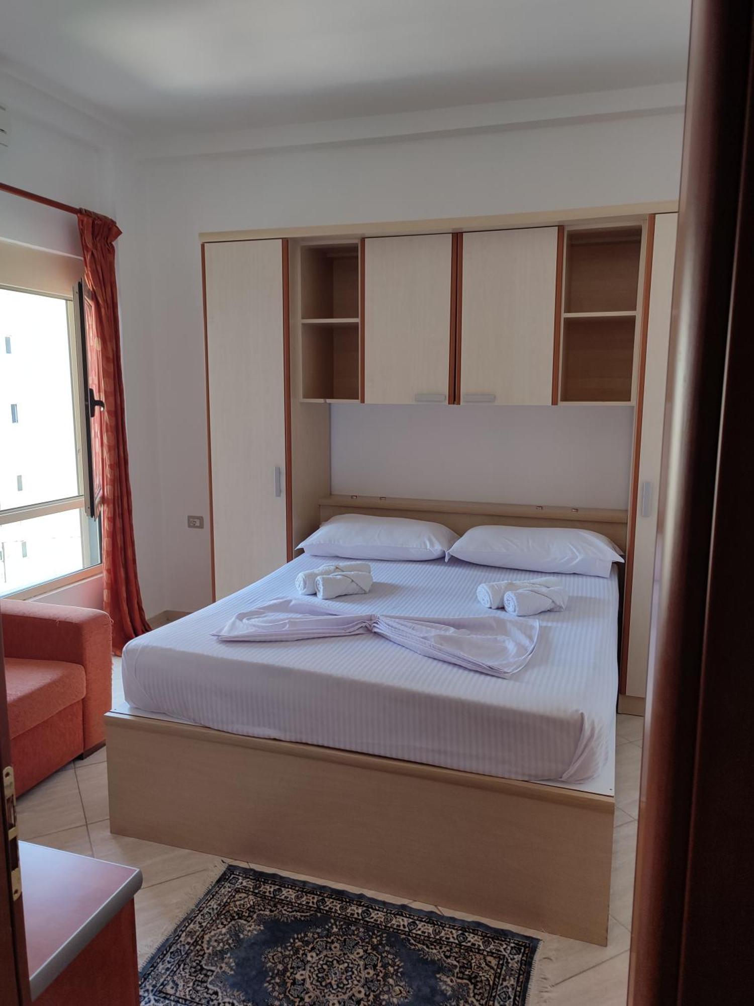 Summer Gate Apartment Sarandë エクステリア 写真