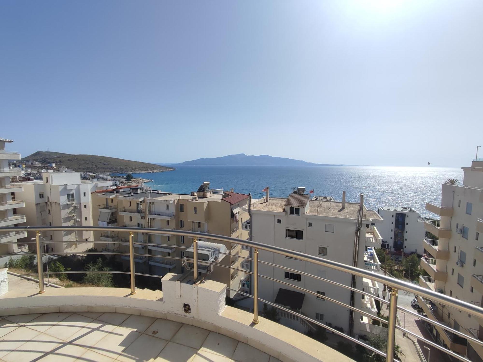 Summer Gate Apartment Sarandë エクステリア 写真